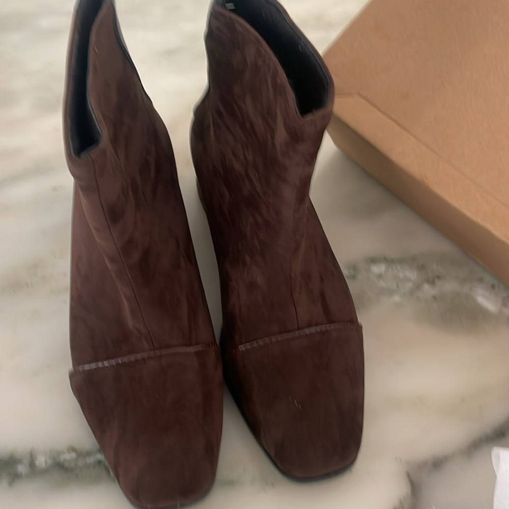 Brown ankle boot